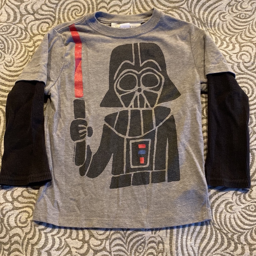 BabyGAP + Junk Food Darth Vader Long Sleeve T-Shirt Size 4T